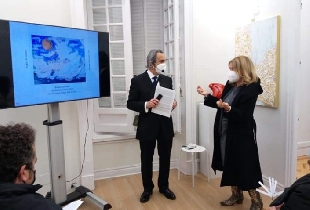 Evento, en la Occo Art Gallery, " El Perfume del vino ", donde explicó mis 3 obras expuestas.